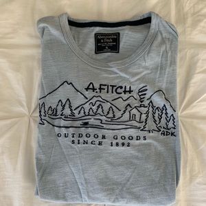ABERCROMBIE & FITCH TEE